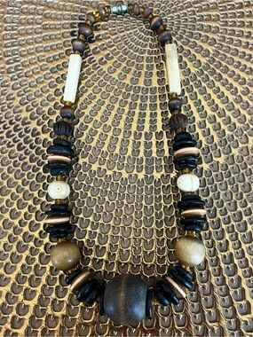 Estate Black, Brown & Cream Wooden Bead Necklace
